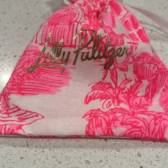 Lilly Pulitzer Tassel necklace and bag, like new - Picture 4 of 4